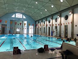 Altitude Suites on Yonge