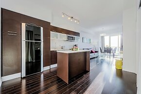 Altitude Suites on Yonge