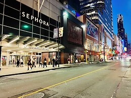 Altitude Suites on Yonge