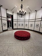 Altitude Suites on Yonge