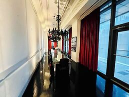 Altitude Suites on Yonge