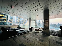 Altitude Suites on Yonge
