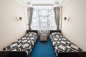 Express hotel & hostel