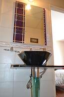 DEL900 Hostel Boutique