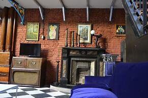 DEL900 Hostel Boutique