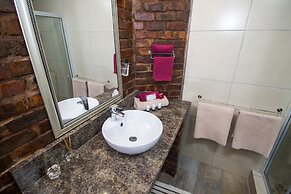 Storms River Guest Lodge