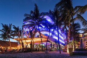 The Carmen Hotel - Ocean Front