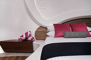 The Carmen Hotel - Ocean Front