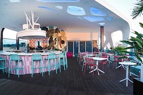 The Carmen Hotel - Ocean Front