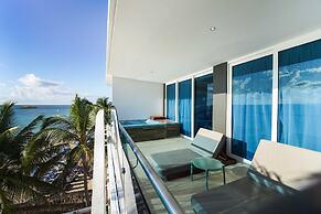 The Carmen Hotel - Ocean Front