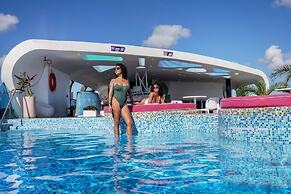 The Carmen Hotel - Ocean Front