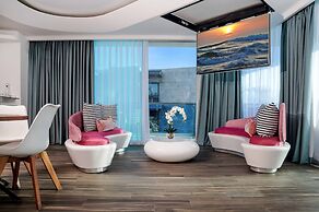 The Carmen Hotel - Ocean Front