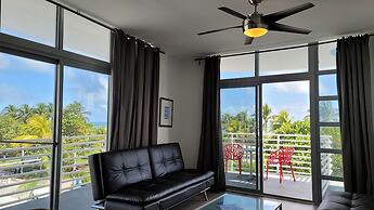 Strand Ocean Drive Suites