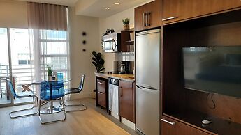 Strand Ocean Drive Suites