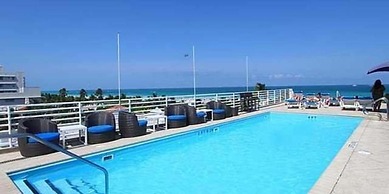 Strand Ocean Drive Suites