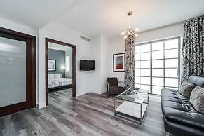 Strand Ocean Drive Suites