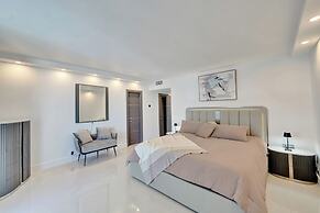 Sian Oceanfront Condos