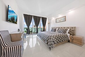 Sian Oceanfront Condos