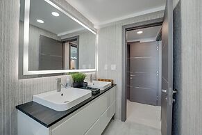 Sian Oceanfront Condos