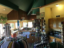 Bluff Point Golf Resort