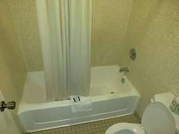 E-Z 8 Motel Newark
