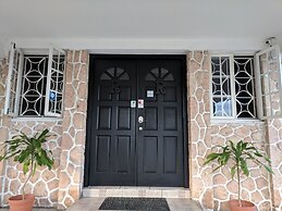 Rockhampton Retreat Guest House