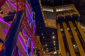 Rainbow Suites at Times Square