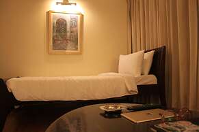 Rainbow Suites at Times Square