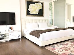 Rainbow Suites at Times Square