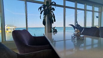 Dolphin Beach Resort