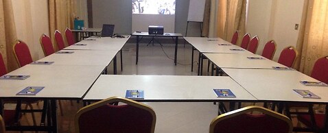 His Royal Vico Hotel