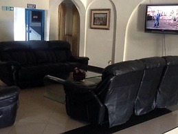 His Royal Vico Hotel