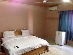 His Royal Vico Hotel