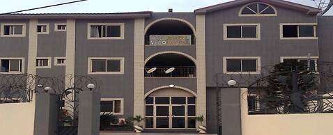 His Royal Vico Hotel