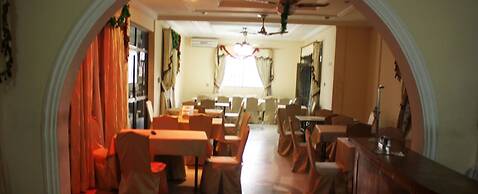 His Royal Vico Hotel