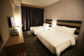 SEM9 Senai ''Formerly Known as Perth Hotel