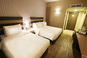 SEM9 Senai ''Formerly Known as Perth Hotel