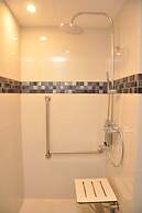 Fairway Colombo - Sri Lanka's First Hotel With Robot Technology