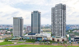 Fairway Colombo - Sri Lanka's First Hotel With Robot Technology