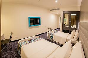 Fairway Colombo - Sri Lanka's First Hotel With Robot Technology