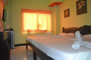 Ellen's Resort Annex