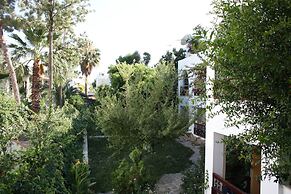 Toloman Hotel Bitez Beach