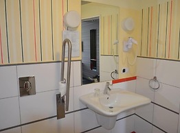 Villa Four Rooms