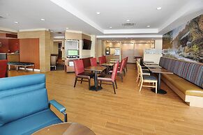TownePlace Suites Grove City Mercer/Outlets