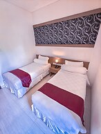 Viva Hotel Kediri, Azana Hotels Collection