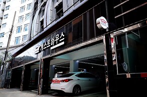 Kimchee Busan Downtown Guesthouse - Hostel