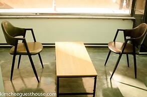 Kimchee Busan Downtown Guesthouse - Hostel