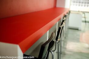 Kimchee Busan Downtown Guesthouse - Hostel
