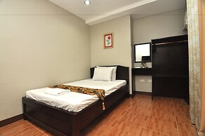 Harbour Gardens Tourist Inn