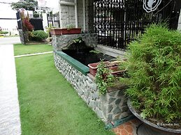 Harbour Gardens Tourist Inn